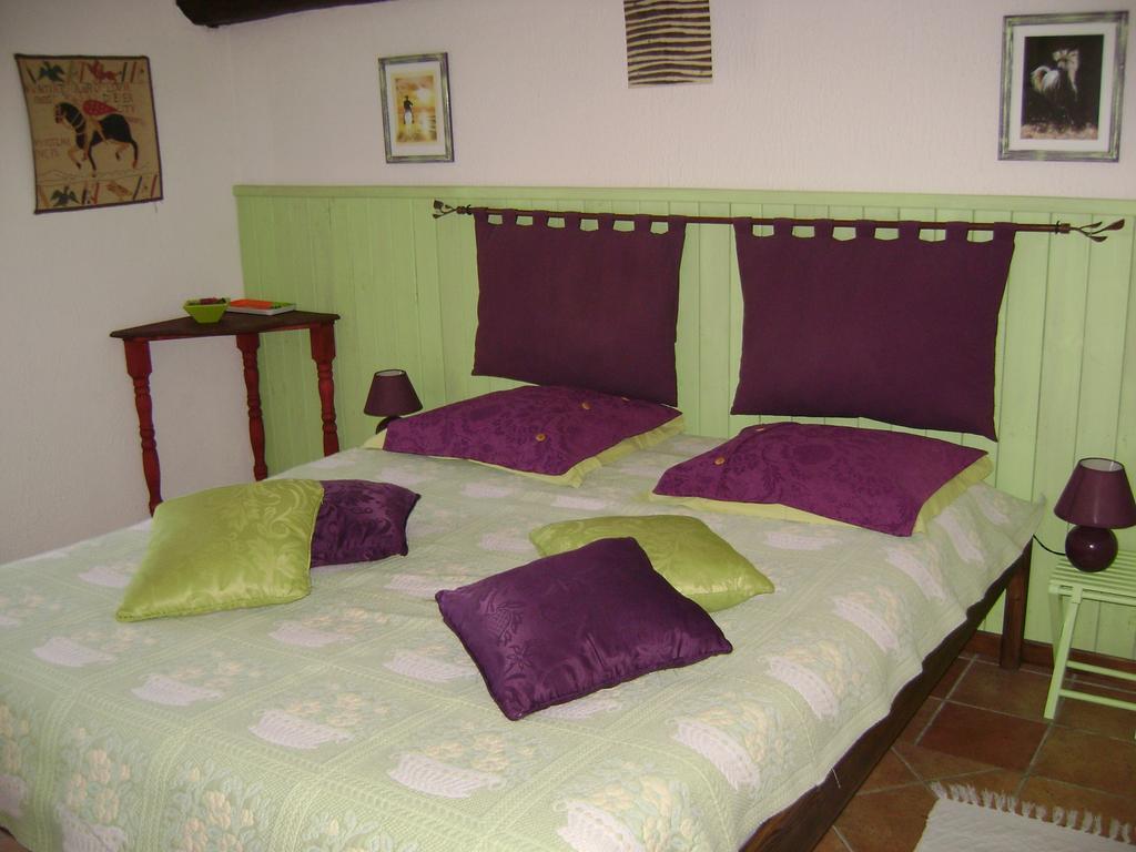Les Chandelles Bed & Breakfast Villiers-le-Morhier Стая снимка