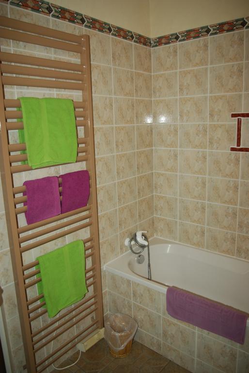 Les Chandelles Bed & Breakfast Villiers-le-Morhier Стая снимка